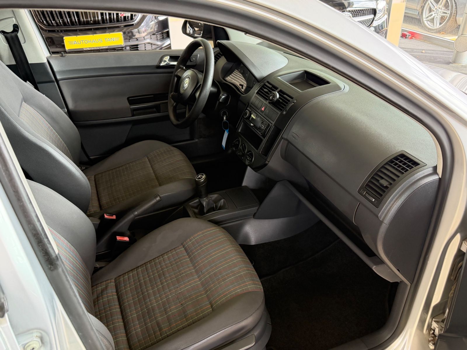 Fahrzeugabbildung Volkswagen Polo IV 1.4