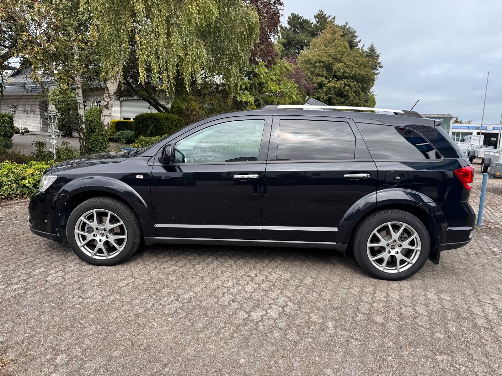 Fiat Freemont Black Code