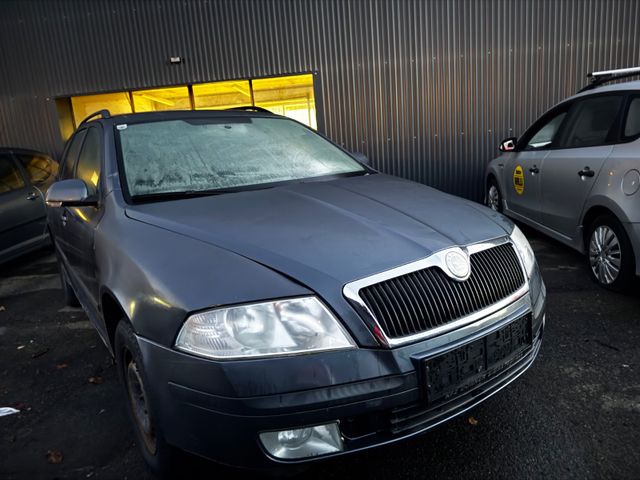 Skoda Octavia Combi Ambiente 4X4