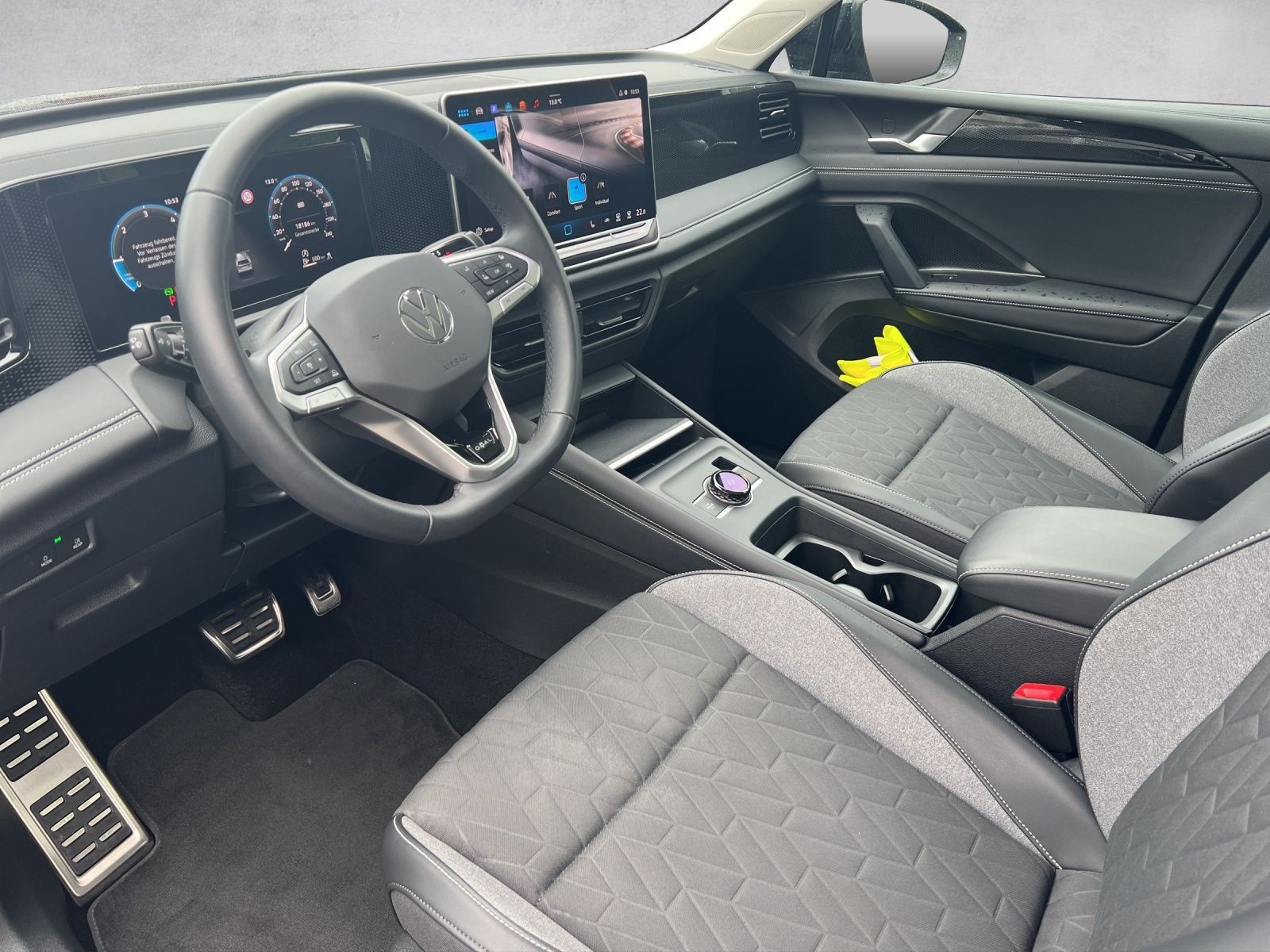 Tiguan Goal 2.0 TDI DSG AHK*Pano*Navi*ACC*LED