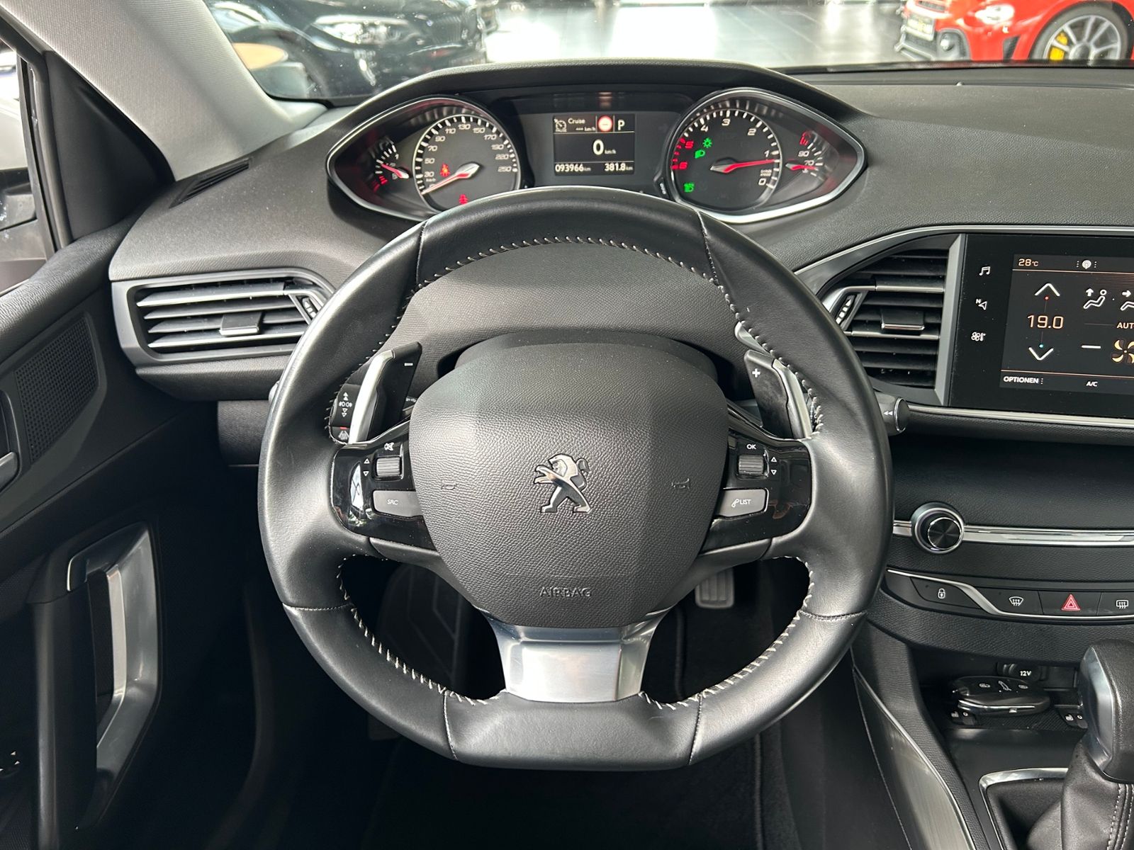 Fahrzeugabbildung Peugeot 308 SW Allure KLIMA LED NAVI  ALU