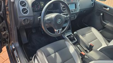 Volkswagen Golf - 10
