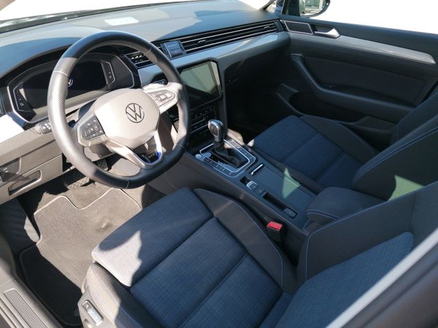 Passat Variant GTE KAMERA+AHK+MATRIX+PARKLENK