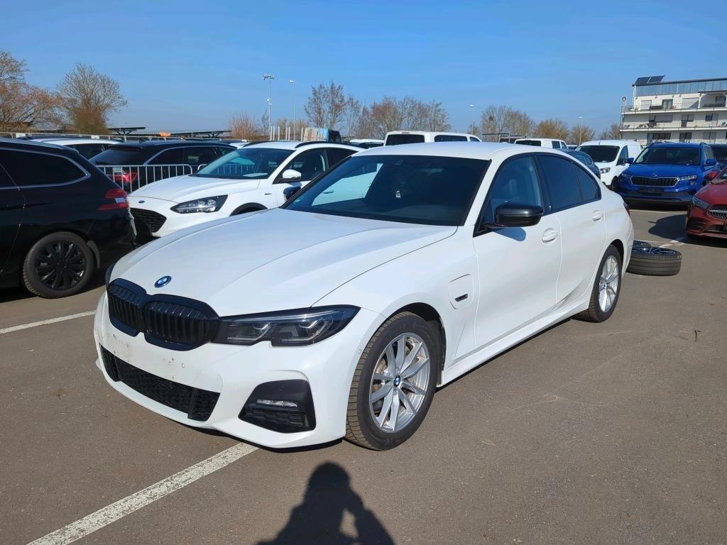 BMW 330e M Sport Automatik LASER H/K Kamera