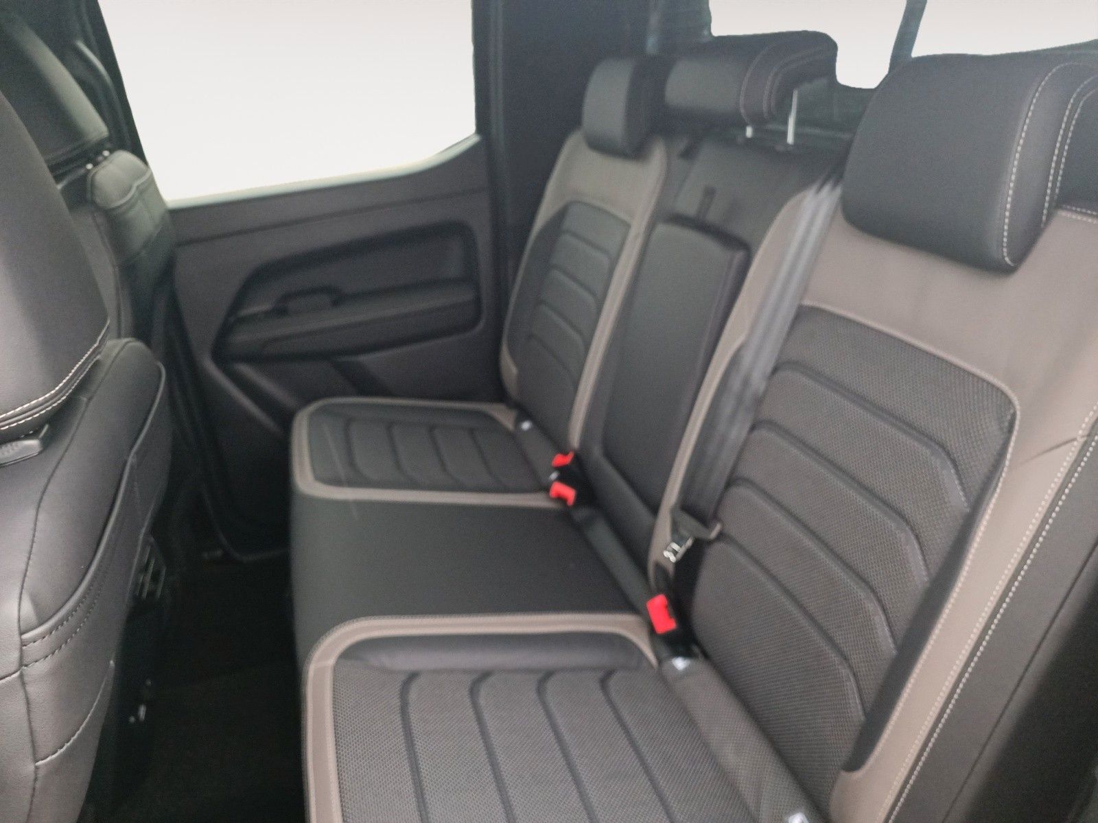 Fahrzeugabbildung Volkswagen Amarok 2.0 TDI Style Hardtop Matrix STHZ Navi