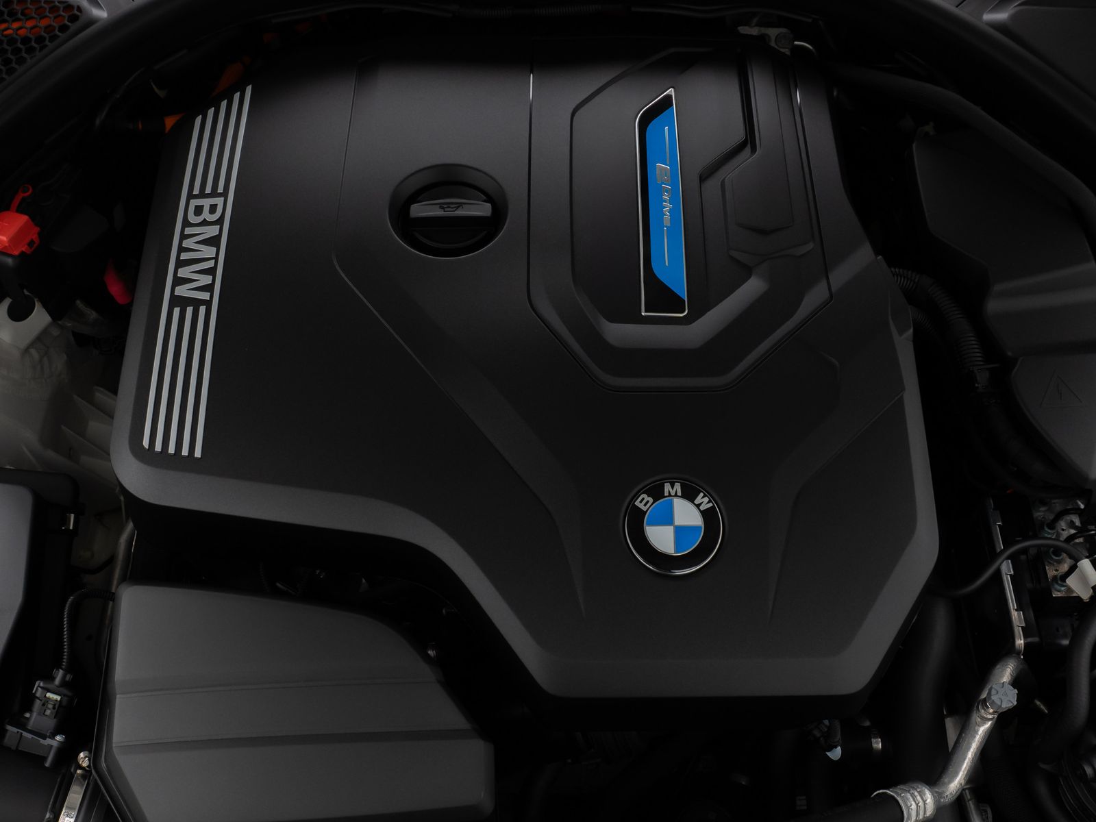 Fahrzeugabbildung BMW 320e xD M Sport 360°DAB HiFi Stop&Go Komfort LED