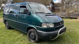 Volkswagen T4 Caravelle 2,5-l-Diesel TDI 75kW Standard - Volkswagen T4 Caravelle: Grün