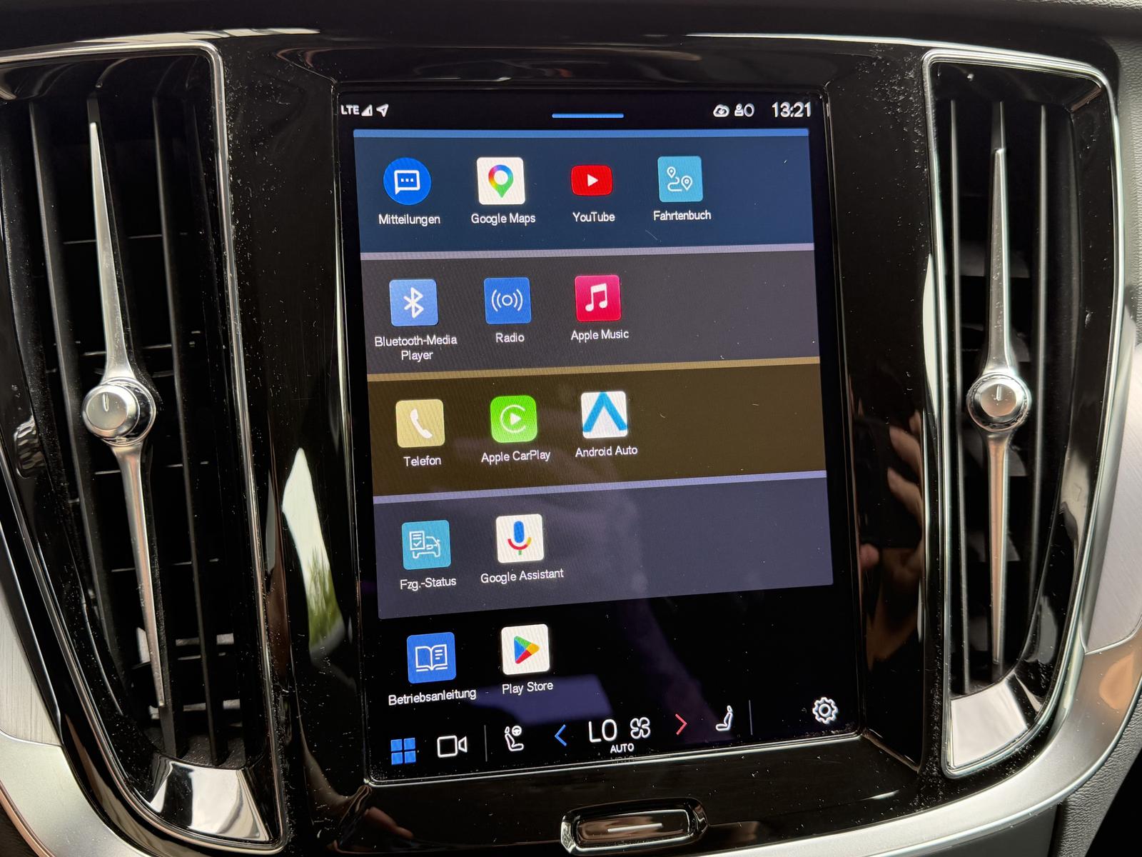 Volvo V60 Essential LED Virtual-Cockpit Rü-Kamera 