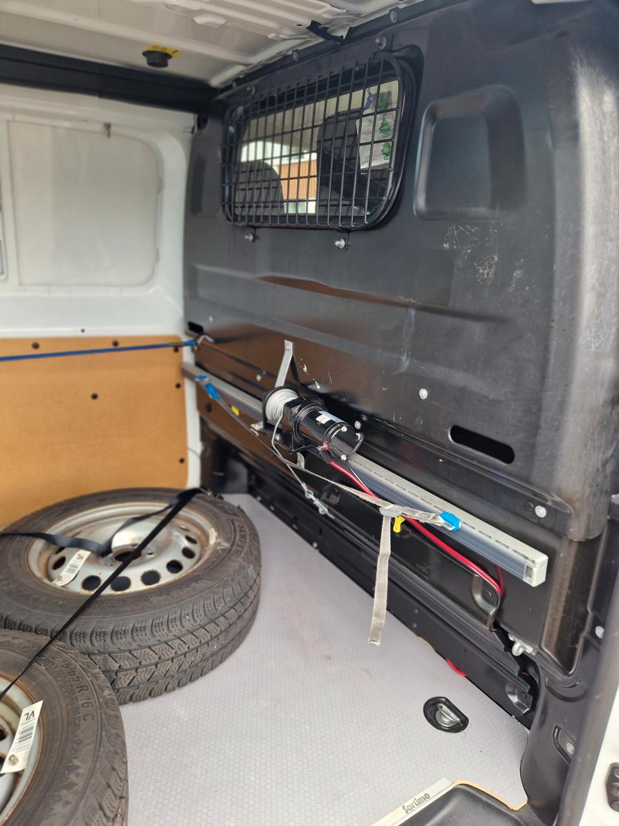 Toyota Proace L1 Kasten Meister PDC V+H Kamera Navi