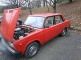 Lada 2105-3 - Lada 2107 mit Benzin-Antrieb