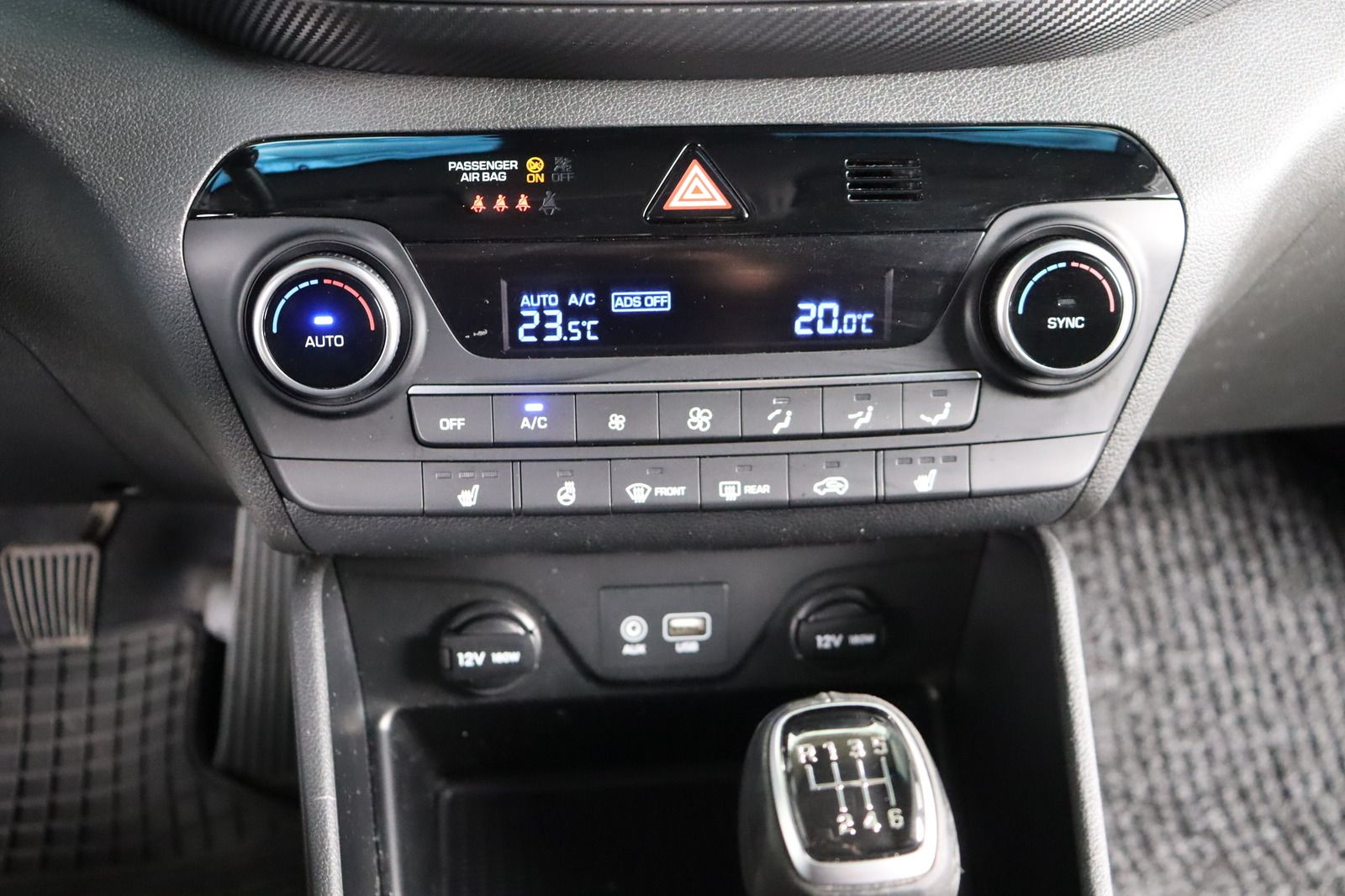 Fahrzeugabbildung Hyundai Tucson * Service+ HU/AU bereits erneuert Advanta