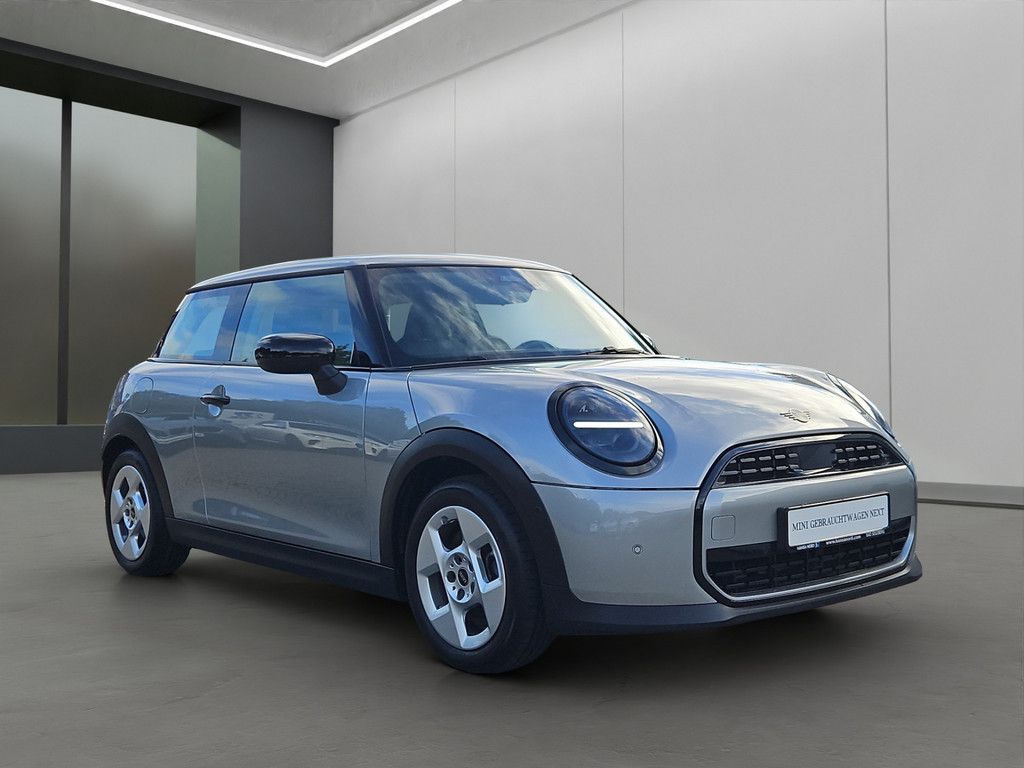 MINI Cooper C Essentiel Trim LED NAVI PDC USB DAB ALU imagem 3