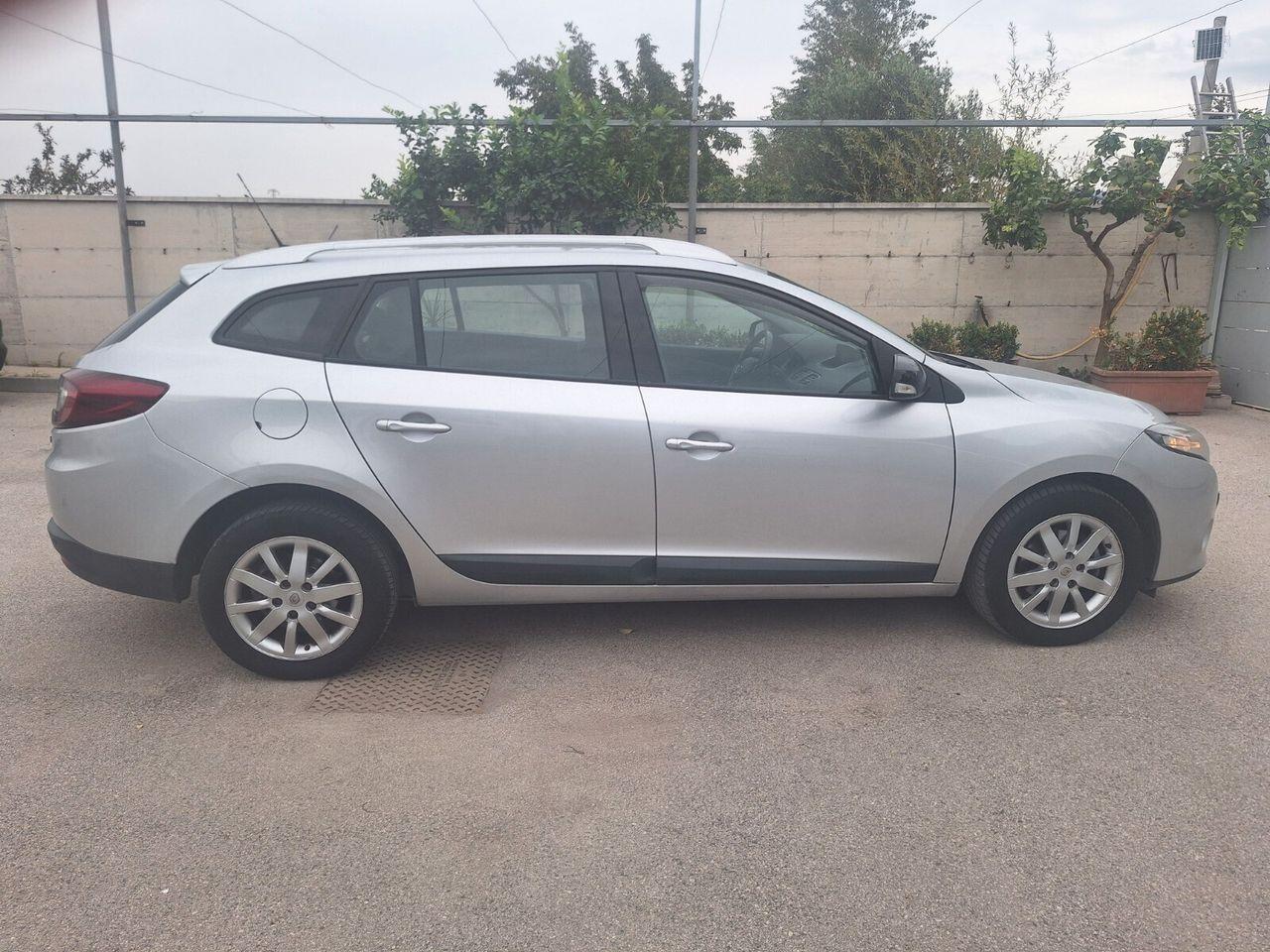 Renault Megane 2012 — photo 7
