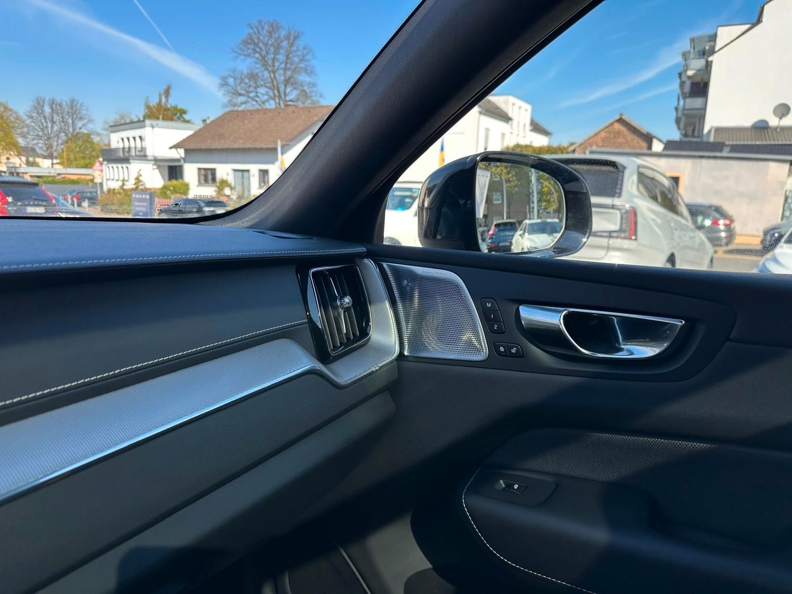 Volvo XC60 T8 AWD Polestar Engineered Pano360°HUD,22'' foto 25