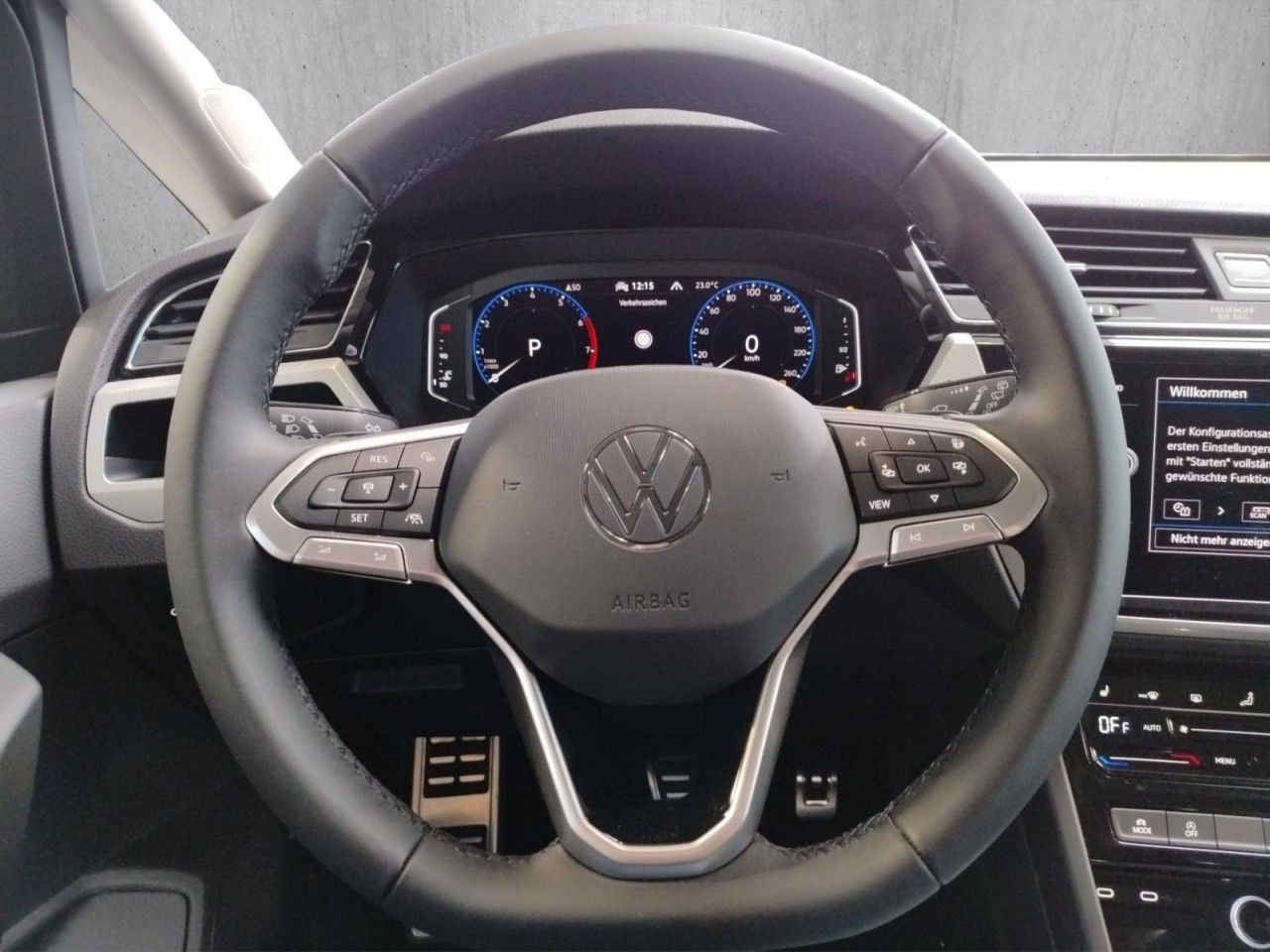 Touran MOVE 1.5 TSI DSG Klima Navi