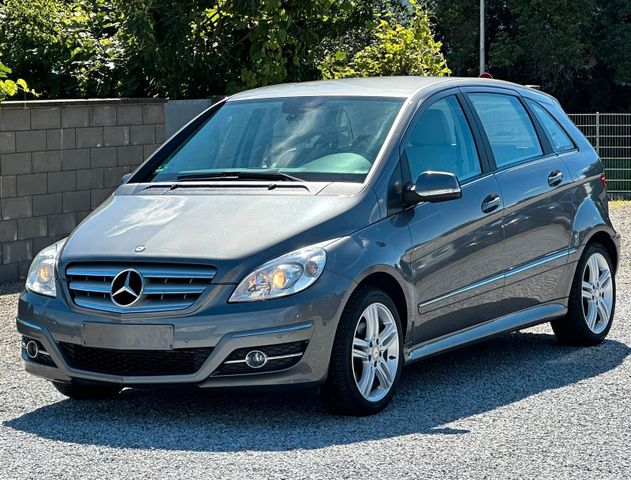 Mercedes-Benz B 180 CDI VOLLLEDER+TEMPOMAT+AHK+KLIMA+PDC+MLF