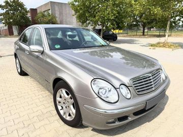 Mercedes E 280 - 12