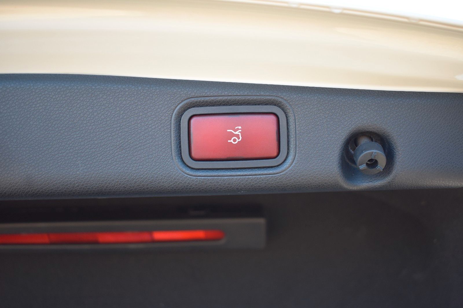 Fahrzeugabbildung Mercedes-Benz E 400d  Lim. 4Matic designo Multibeam AMG Line