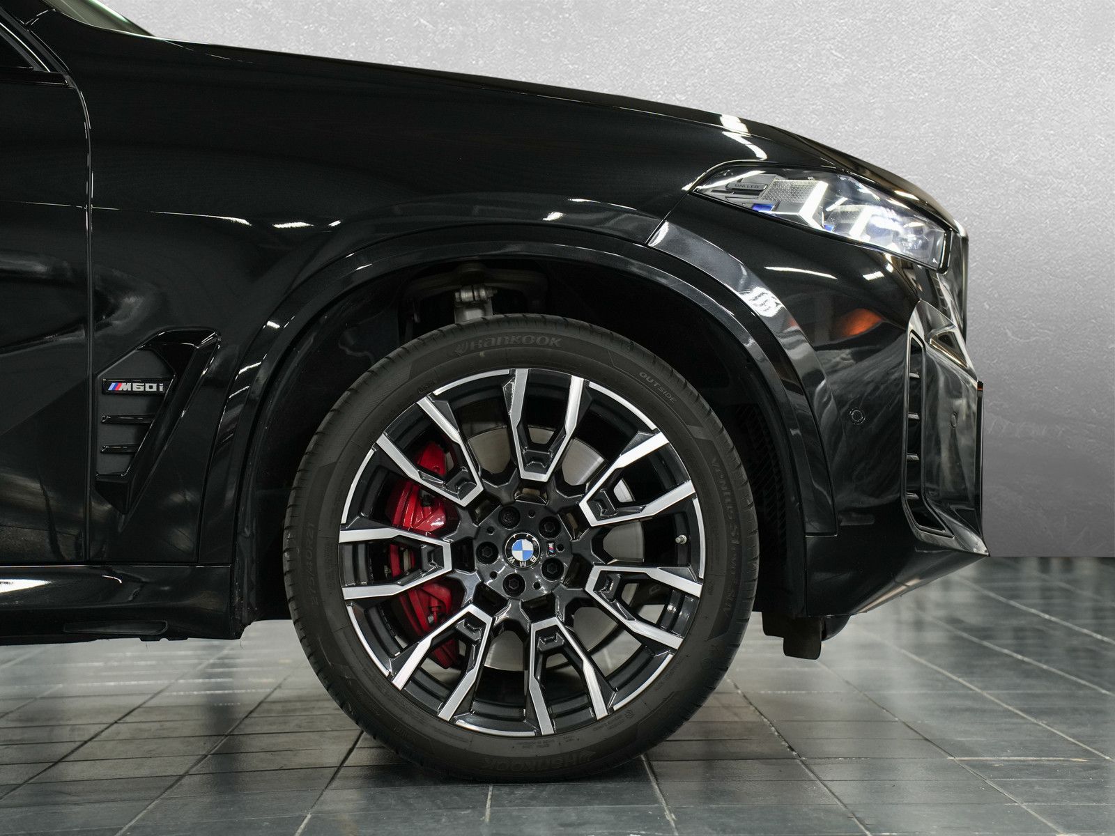Fahrzeugabbildung BMW X5 M60i - M-SportPro|Sitzklima+Massage|IAL|21"