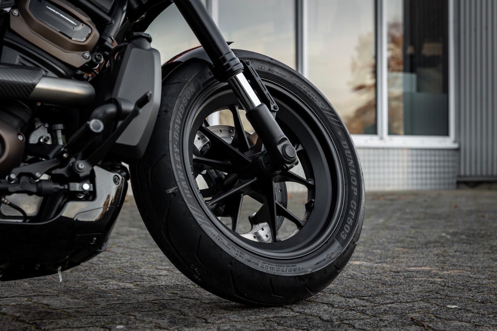 Fahrzeugabbildung Harley-Davidson RH1250S Sportster S - Jekill&Hyde -