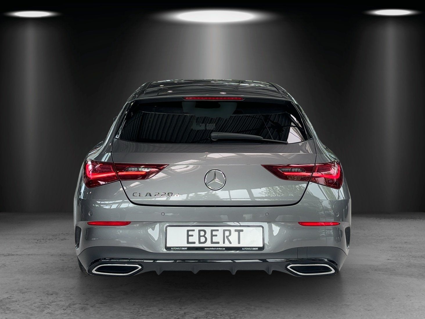 Fahrzeugabbildung Mercedes-Benz CLA 220d Shoot Brake AMG Burme DISTRO Night 18"