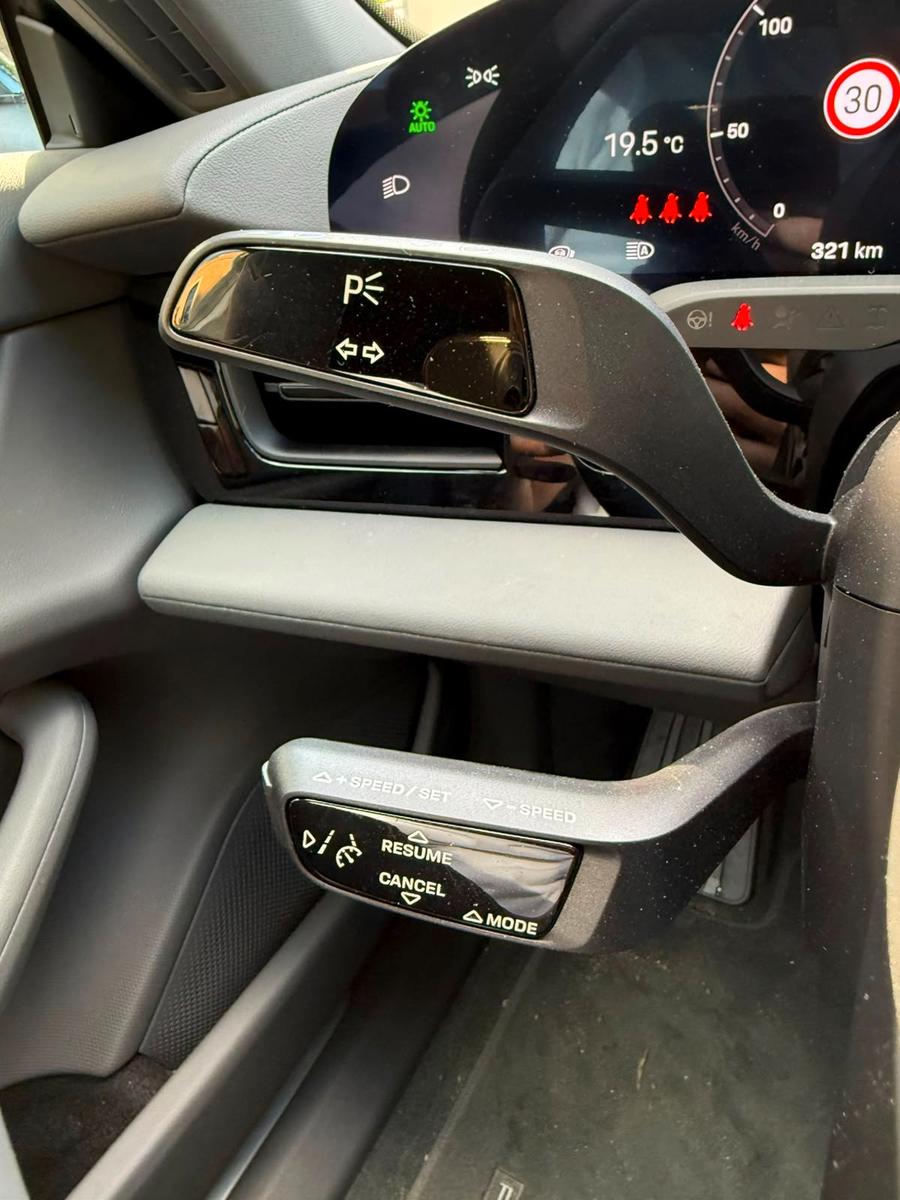 Porsche Taycan 4 S 360° Tageszulassung Neue TUV!