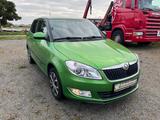 Skoda Fabia Fresh 2.HAND KLIMA 8fach TÜV NEU - Skoda Fabia: Grün