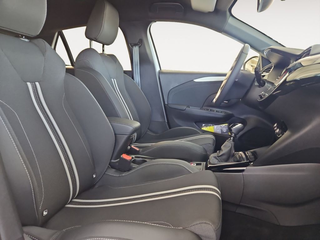 Fahrzeugabbildung Opel Corsa 1.2 D GS Navigation LED Scheinwerfer PDC