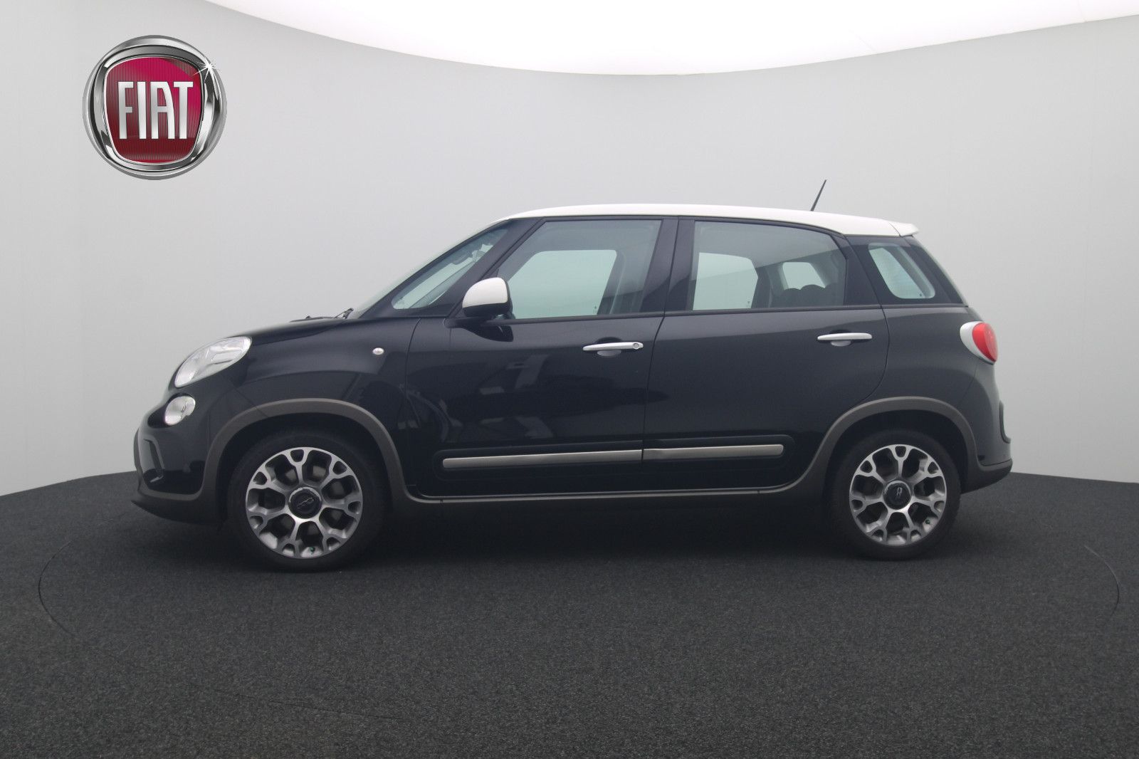 Fahrzeugabbildung Fiat 500L Trekking 1.6 NAVI