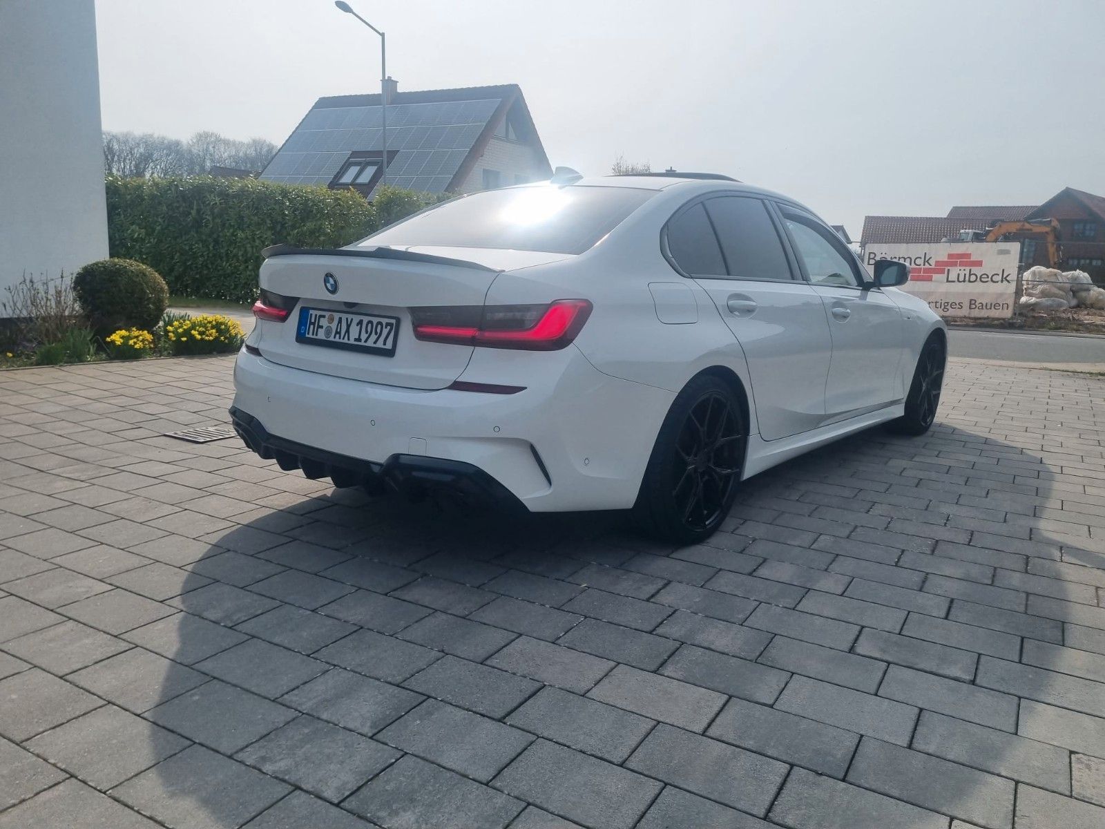 2021 BMW 318