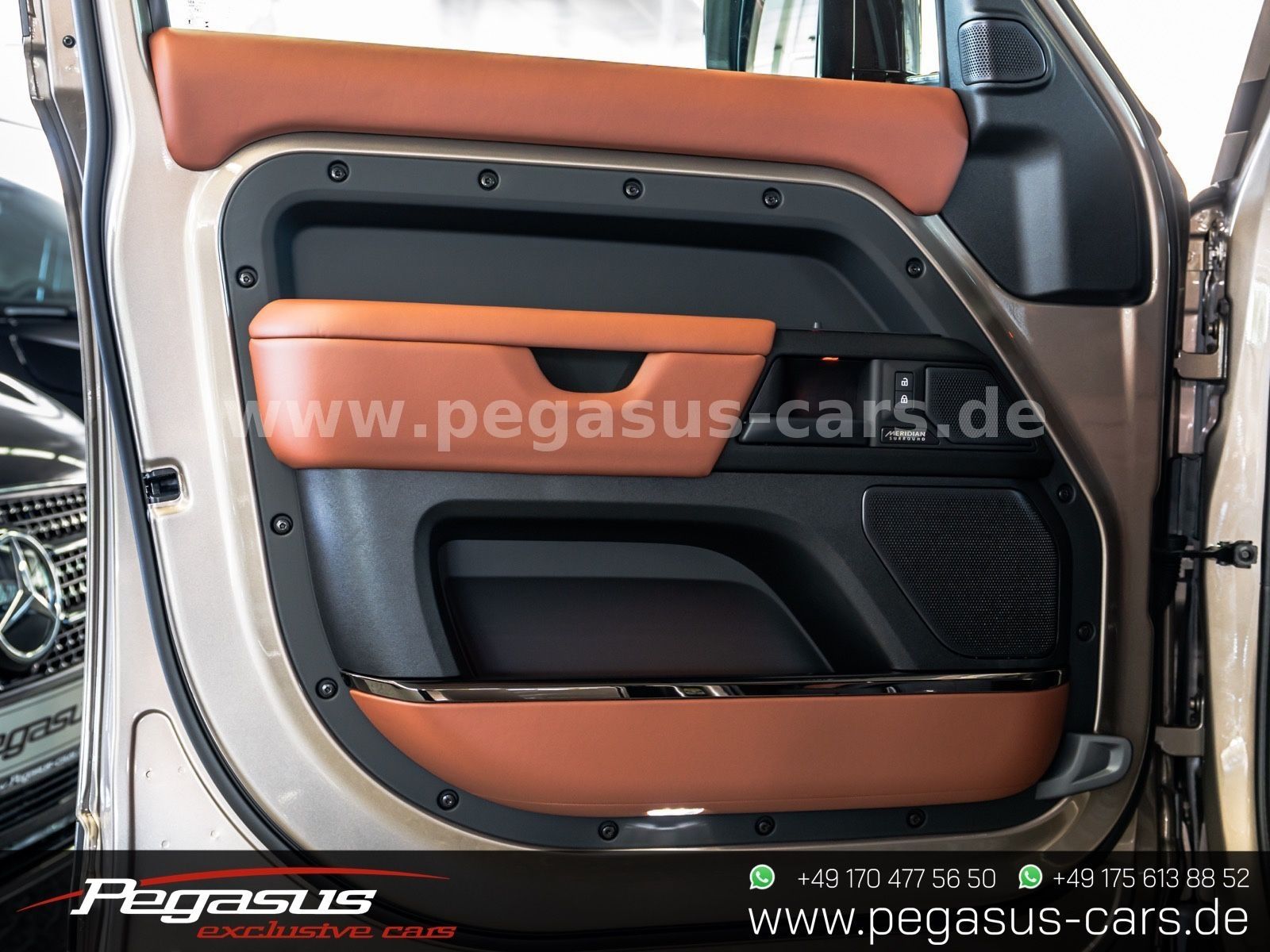 LAND ROVER Defender - 29