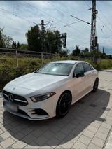 Mercedes-Benz A 250 Lim AMG-Line + Junge Sterne Garantie - Junge Gebrauchtwagen