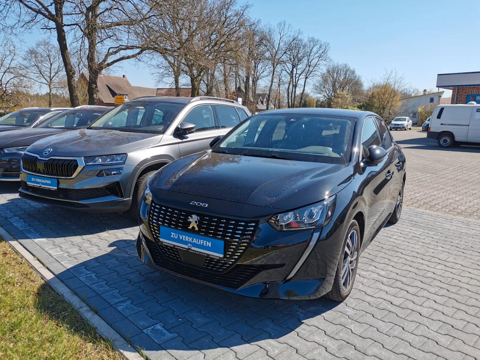 Peugeot 208 Allure Pack  SHZ Kamera 3D Cockp. Klima LED