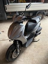 Piaggio Beverly 350 S ABS/ASR Unfall! sehr wenig KM - Offers