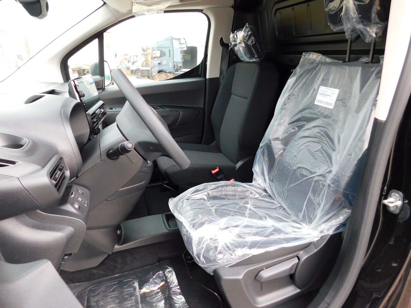 Fahrzeugabbildung Fiat Doblò KaWa XL 130 PS Diesel Laderaumpaket