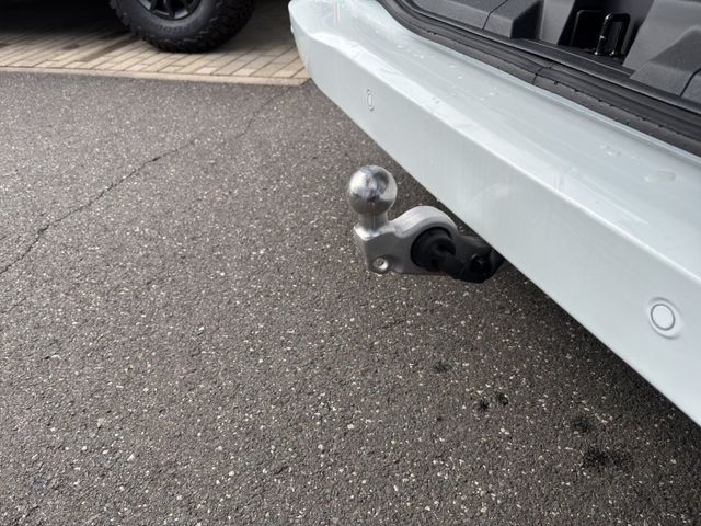 Fahrzeugabbildung Ford Tourneo Custom 2.0l 320 L1 Nugget Titanium Auf