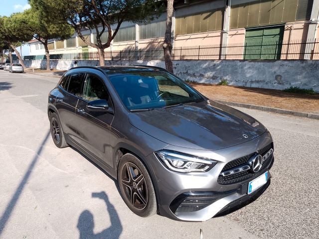 Mercedes-Benz GLA 180 d