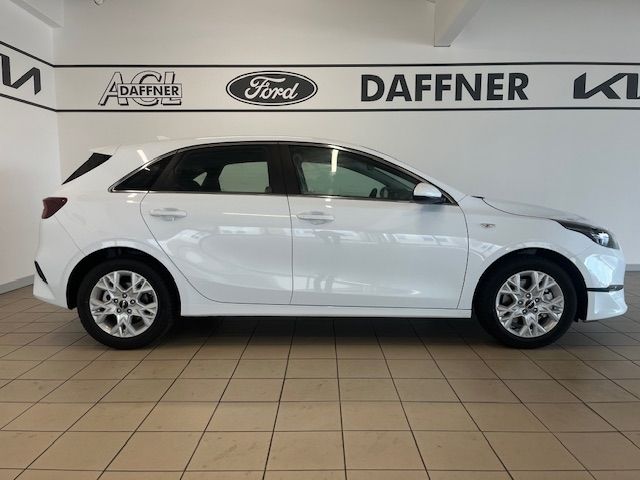 Fahrzeugabbildung Kia Ceed Vision 1.0 T-GDI,  Lane Assist, Navi, SHZ,