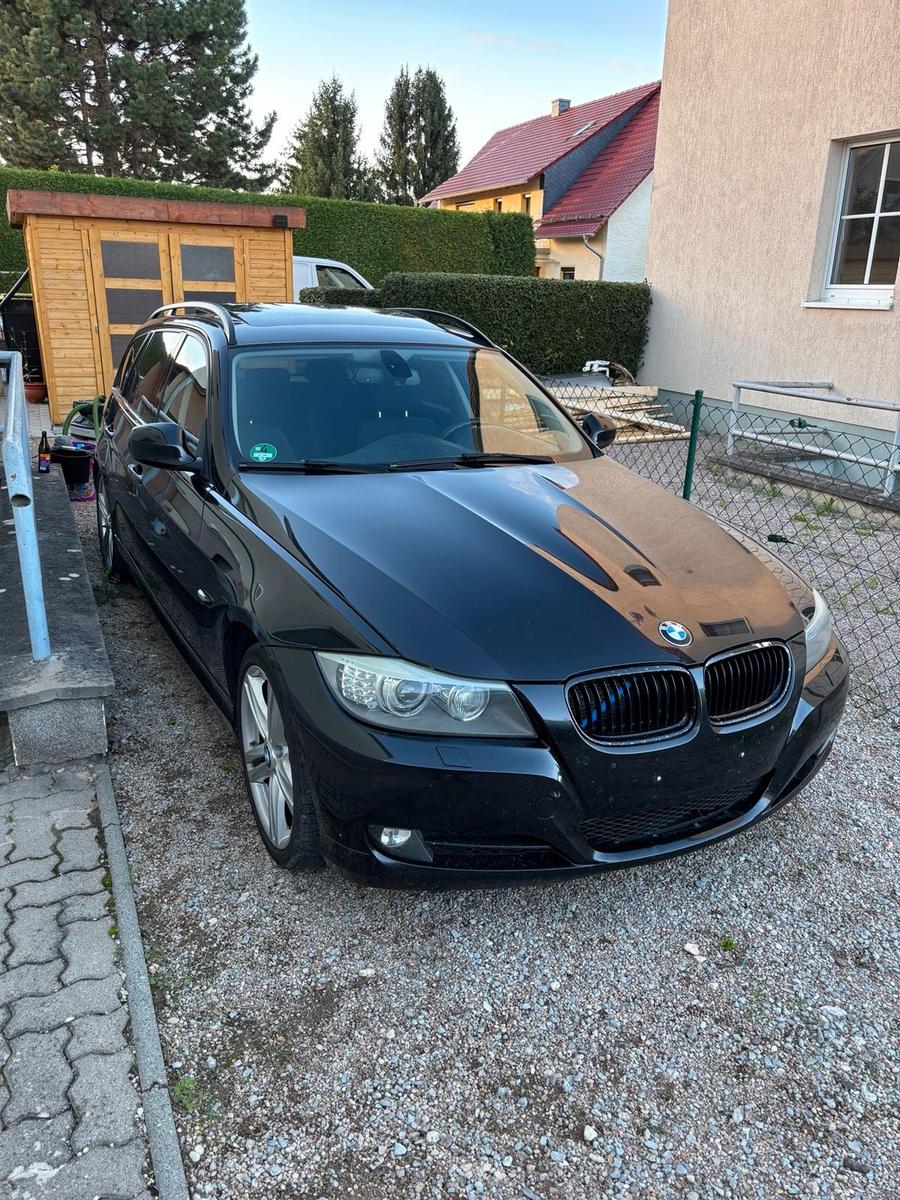 BMW 330
