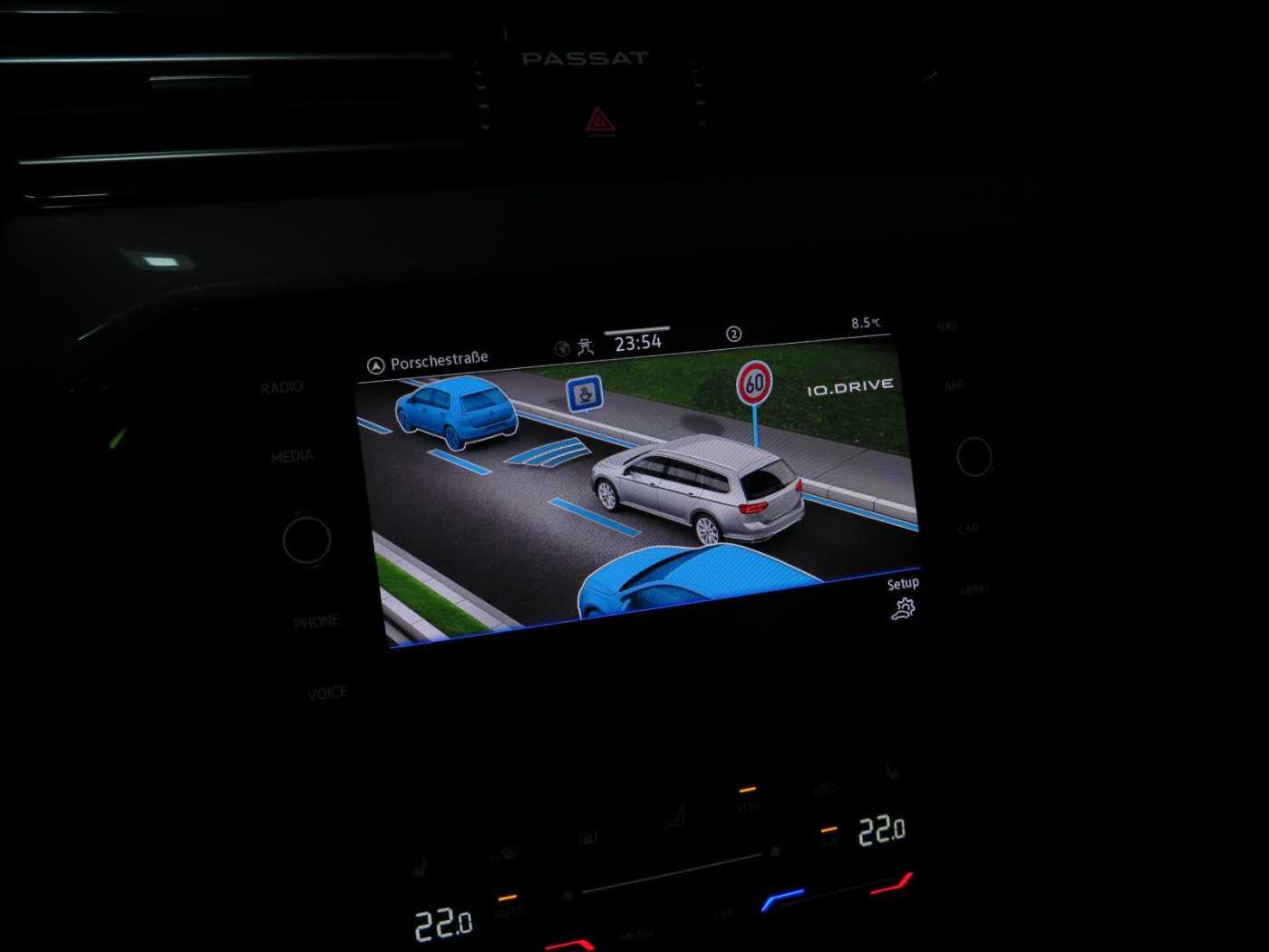 Volkswagen Passat Variant 2.0 TDI SCR DSG7 Business Navi