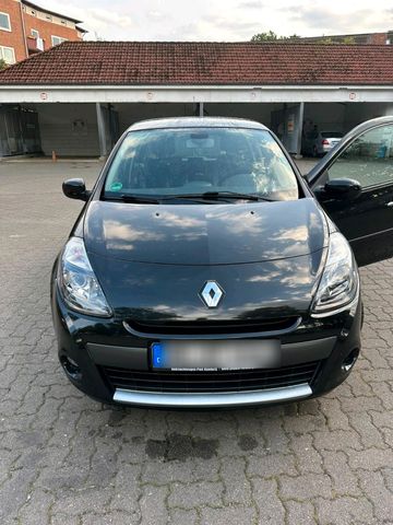 Renault clio 2  2010