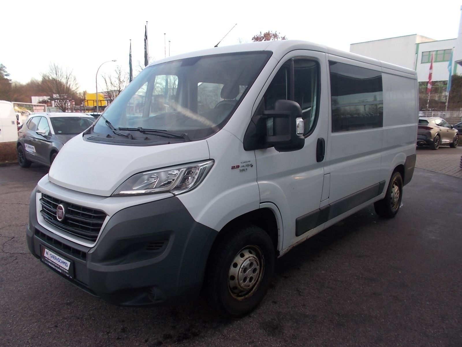 Fahrzeugabbildung Fiat Ducato 35 150 Mjet 5 Sitzer
