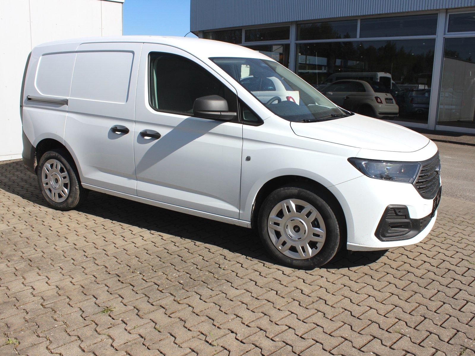 Fahrzeugabbildung Ford Transit Connect Trend L1 Kasten