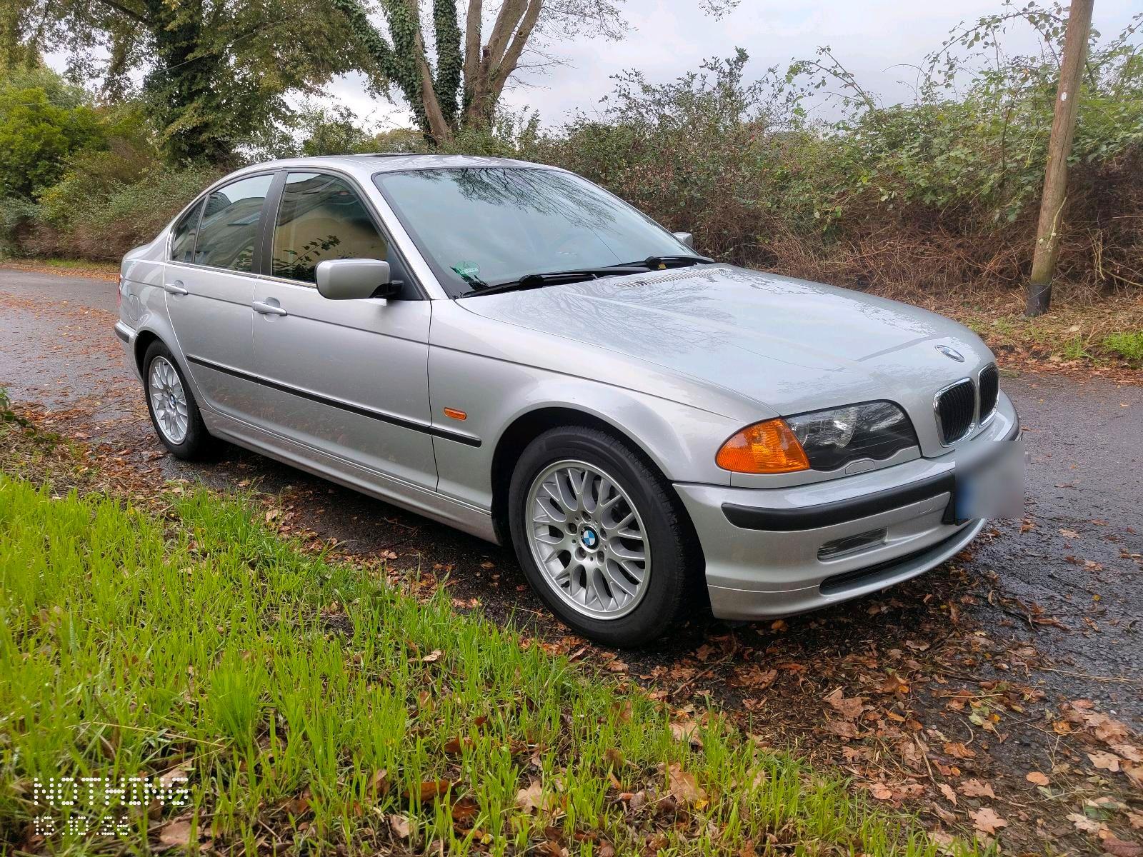 BMW 320