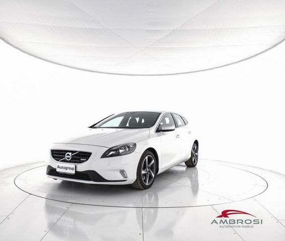 Volvo VOLVO V40 D4 Geartronic R-design Momentum