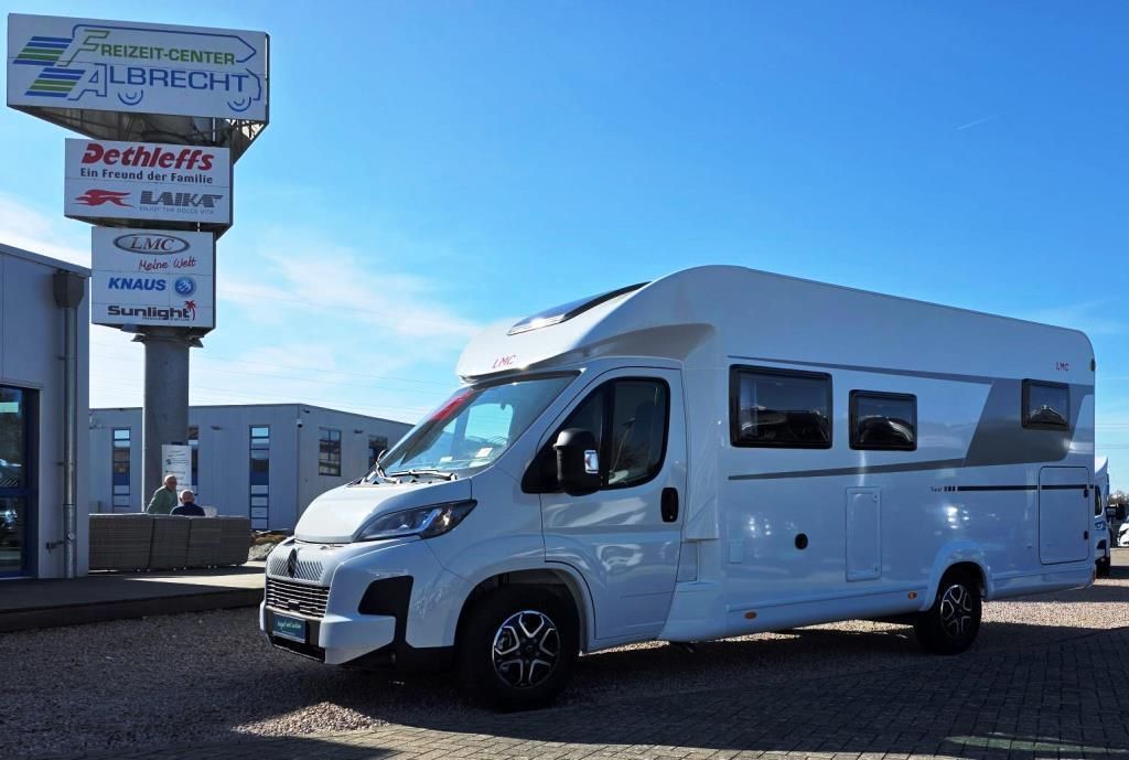 Fahrzeugabbildung LMC Tracer 730 EL Verfüg./Sparen Sie 10.661,- €