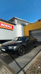 BMW 735i V8 - BMW 7 Series aus 2002