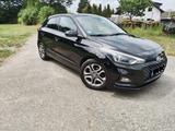 Hyundai i20 1.0 T-GDI 74kW Active Trend Active Trend - Hyundai i20: Schwarz