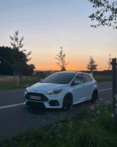 Ford Focus RS MK3 Vollausstattung Viele Ex...