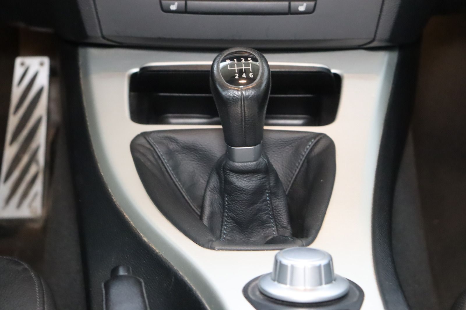 Fahrzeugabbildung BMW 325 i * Xenon * SD * Leder